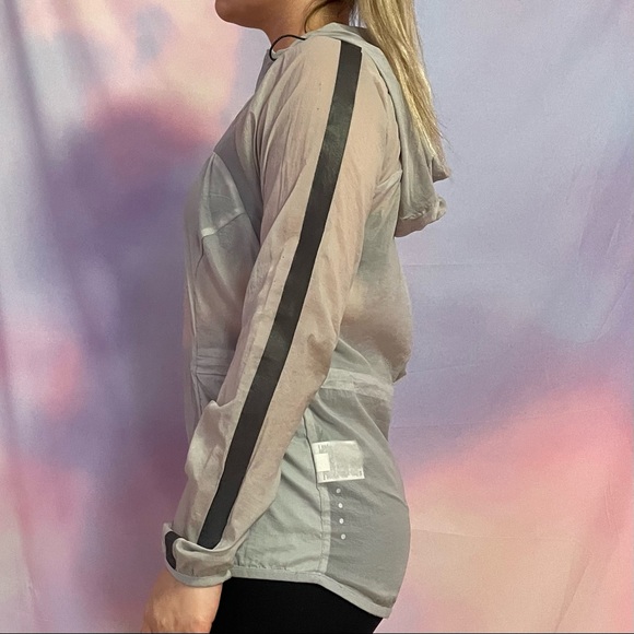 Nike Flash Reflective Windbreaker - Picture 5 of 15